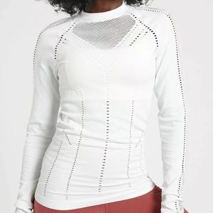 NWT Athleta Womens Mesh Long-Sleeve T-Shirt Size L